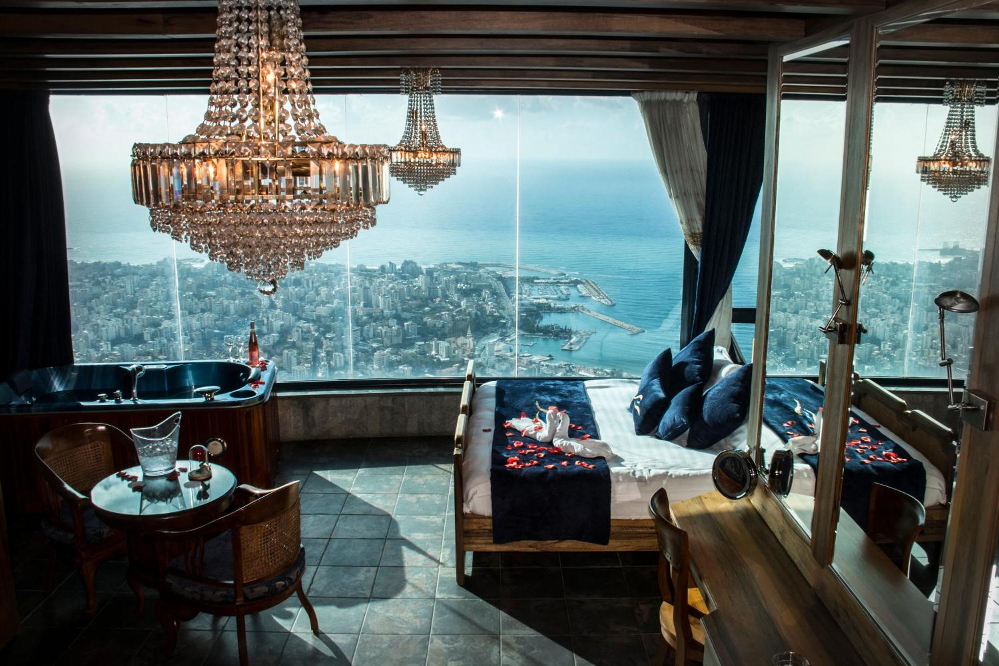 Bay Lodge Boutique Hotel Джуния Экстерьер фото