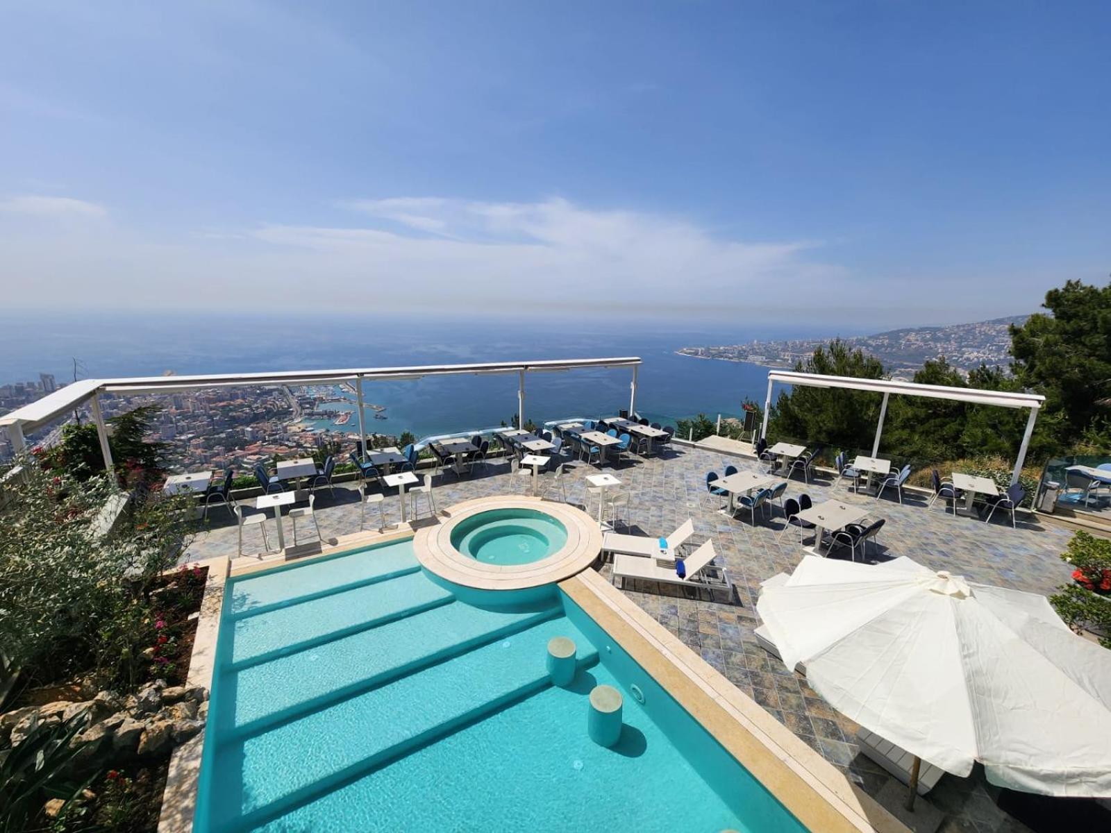 Bay Lodge Boutique Hotel Джуния Экстерьер фото