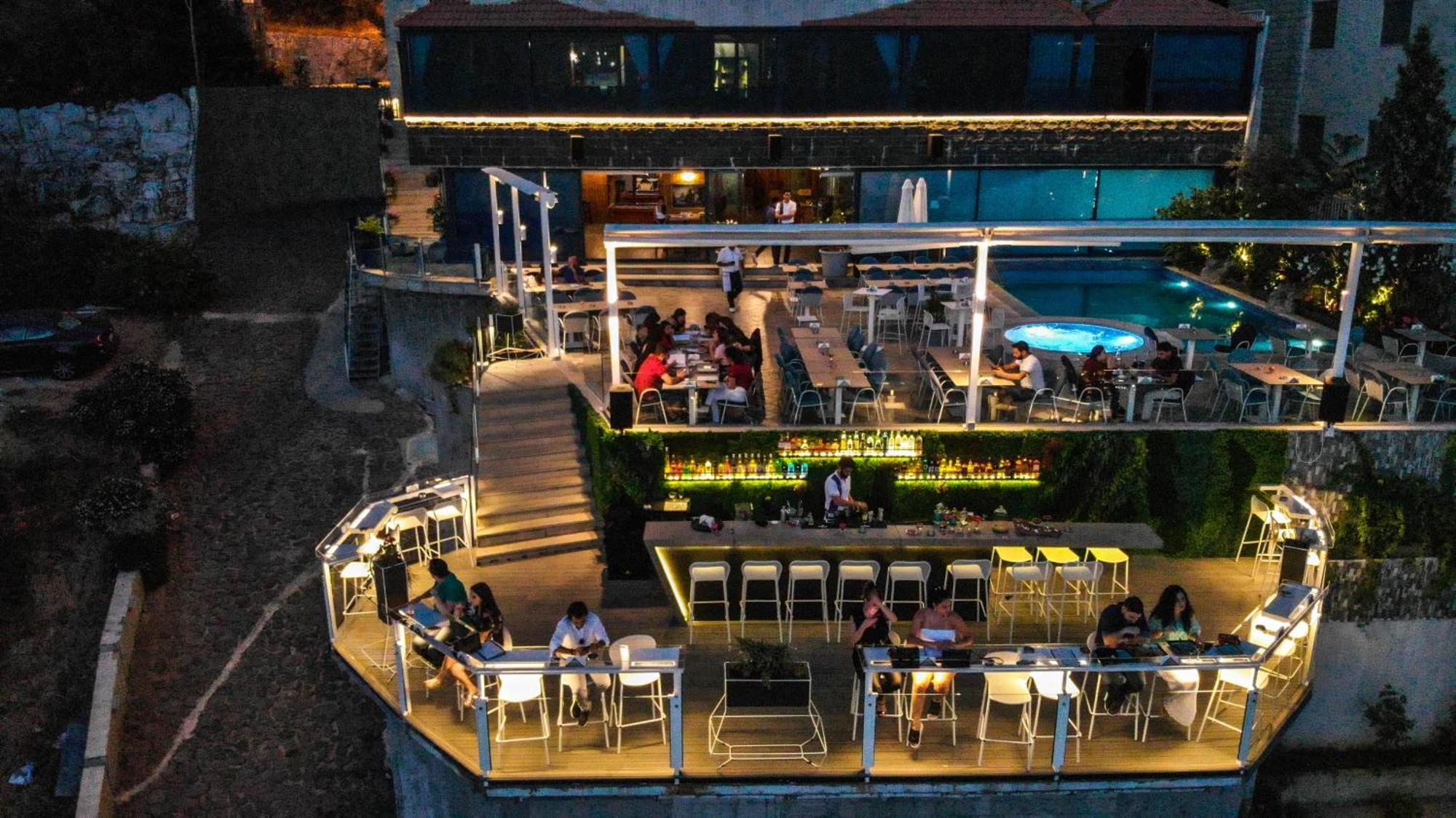 Bay Lodge Boutique Hotel Джуния Экстерьер фото