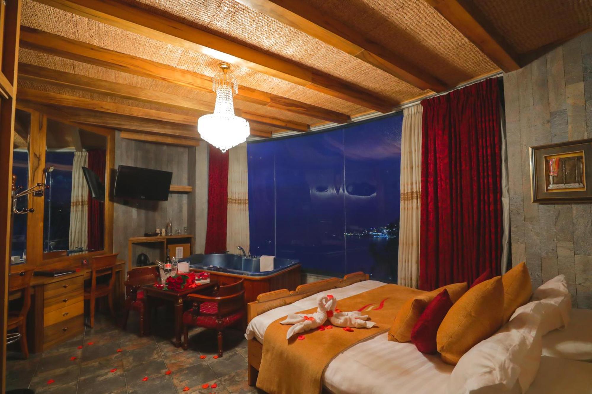 Bay Lodge Boutique Hotel Джуния Экстерьер фото